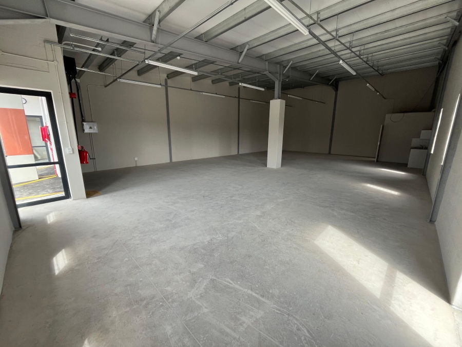 To Let commercial Property for Rent in Montague Gardens Western Cape